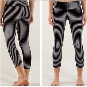 RARE 🦄 parallel stripe Lululemon Crops